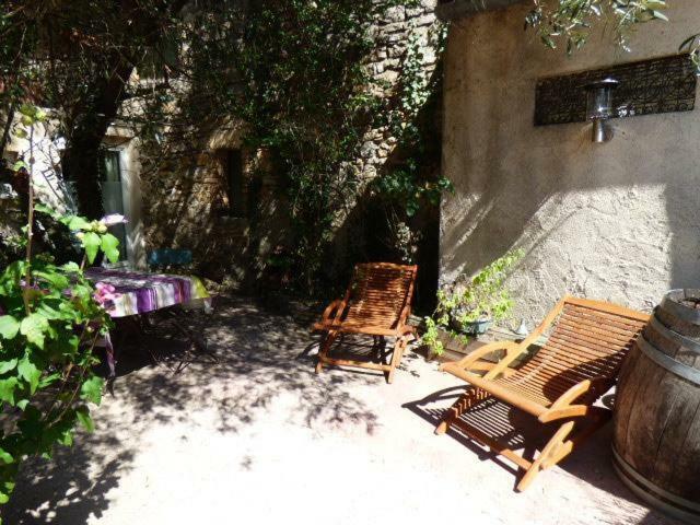 Domaine Chanoine Rambert Saint-Andre-d'Olerargues Экстерьер фото